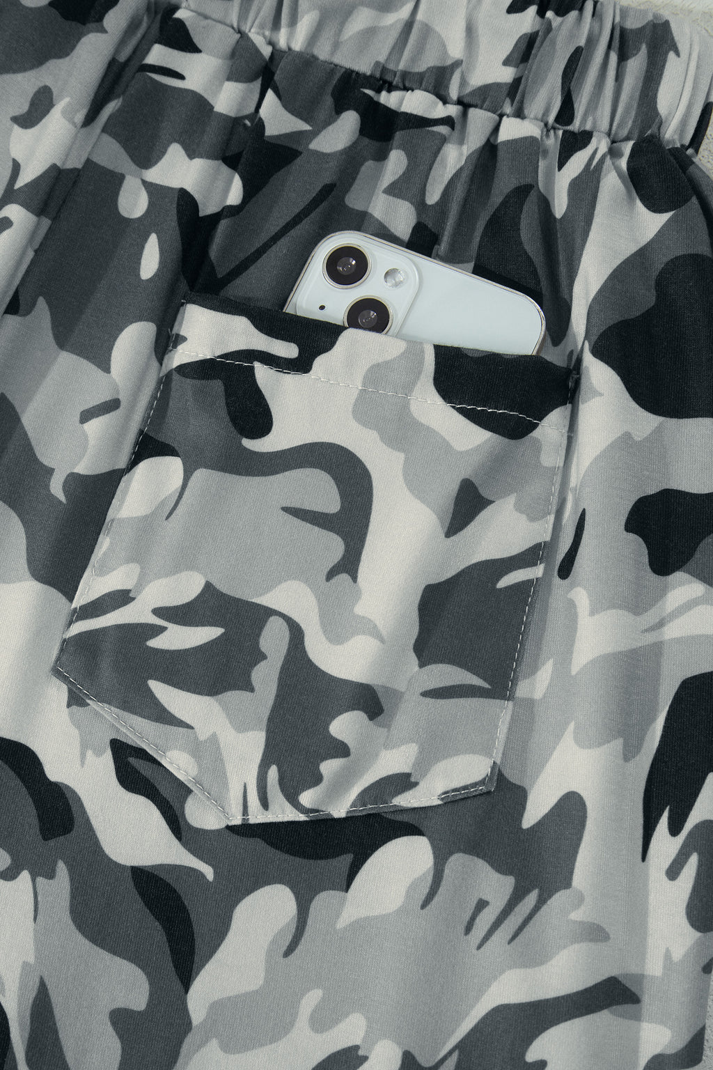 Green Camouflage Print Drawstring Casual Pants